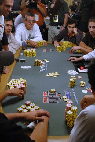 ポーカーハイアンドローのAの扱いについて解説